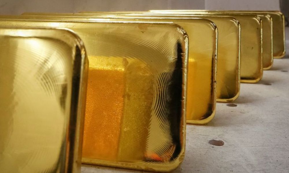 Gold prices blow past $1,950 on soft U.S. inflation, copper surges
